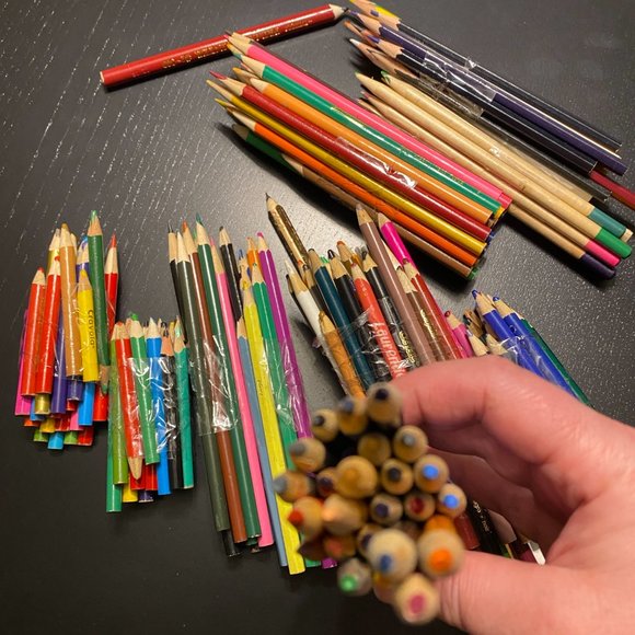 CRAYOLA, DISNEY, PRANG-multicolored pencils - Picture 8 of 11